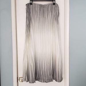 Chicos Maxi Long Skirt crinkled pale green NWT